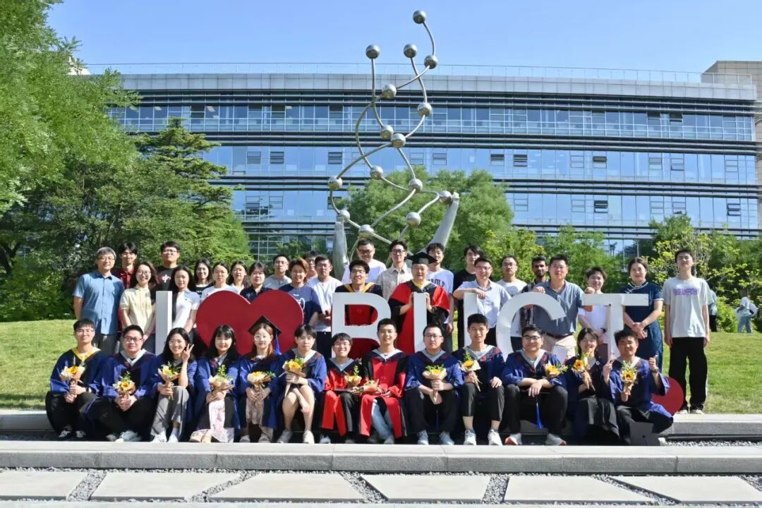 还在《化学教育》《大学化学》等主流教